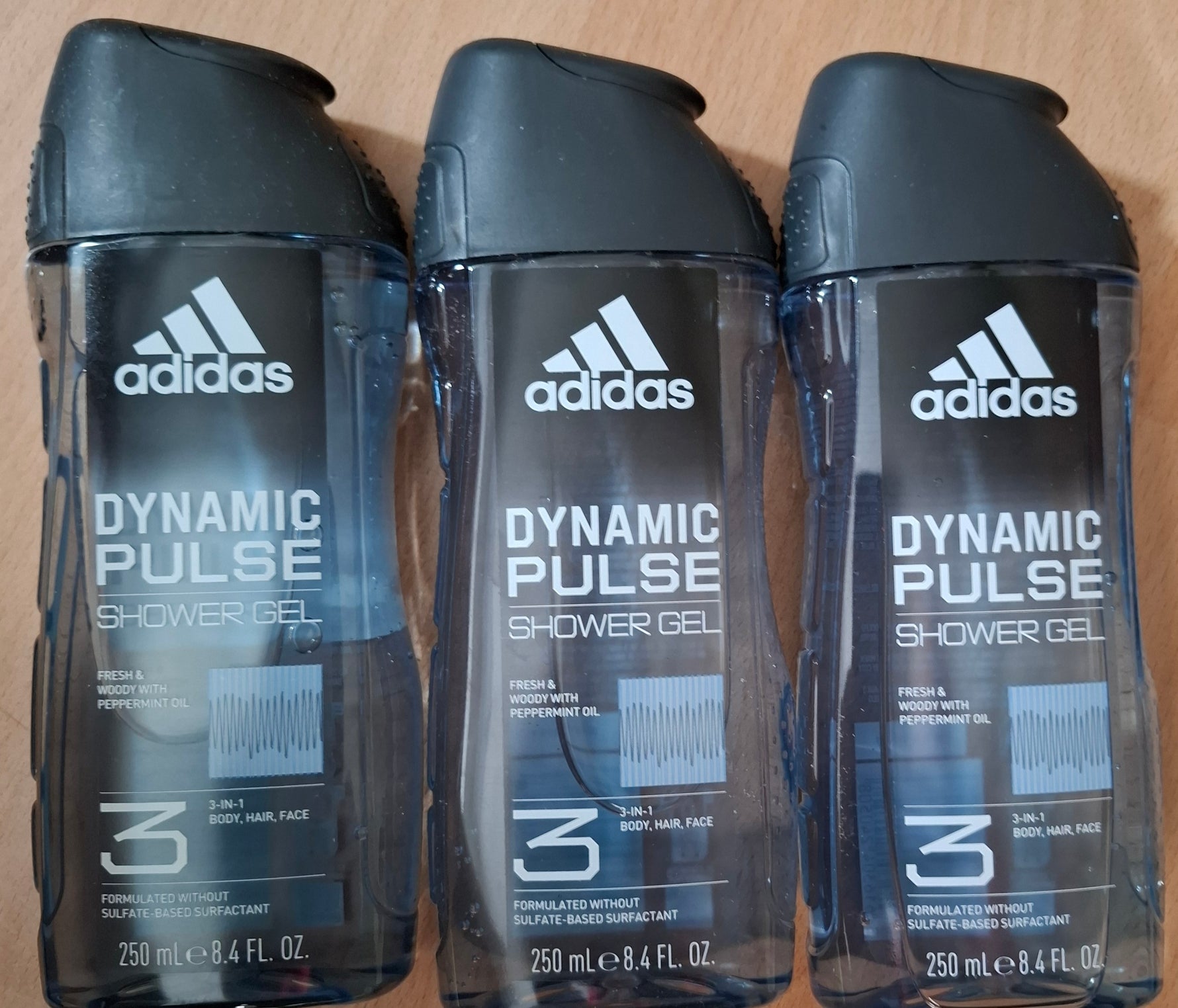 3x adidas Dynamic Pulse Duschgel 250ml 3in1 Body Hair Face Männer Shower Gel (Kopie)