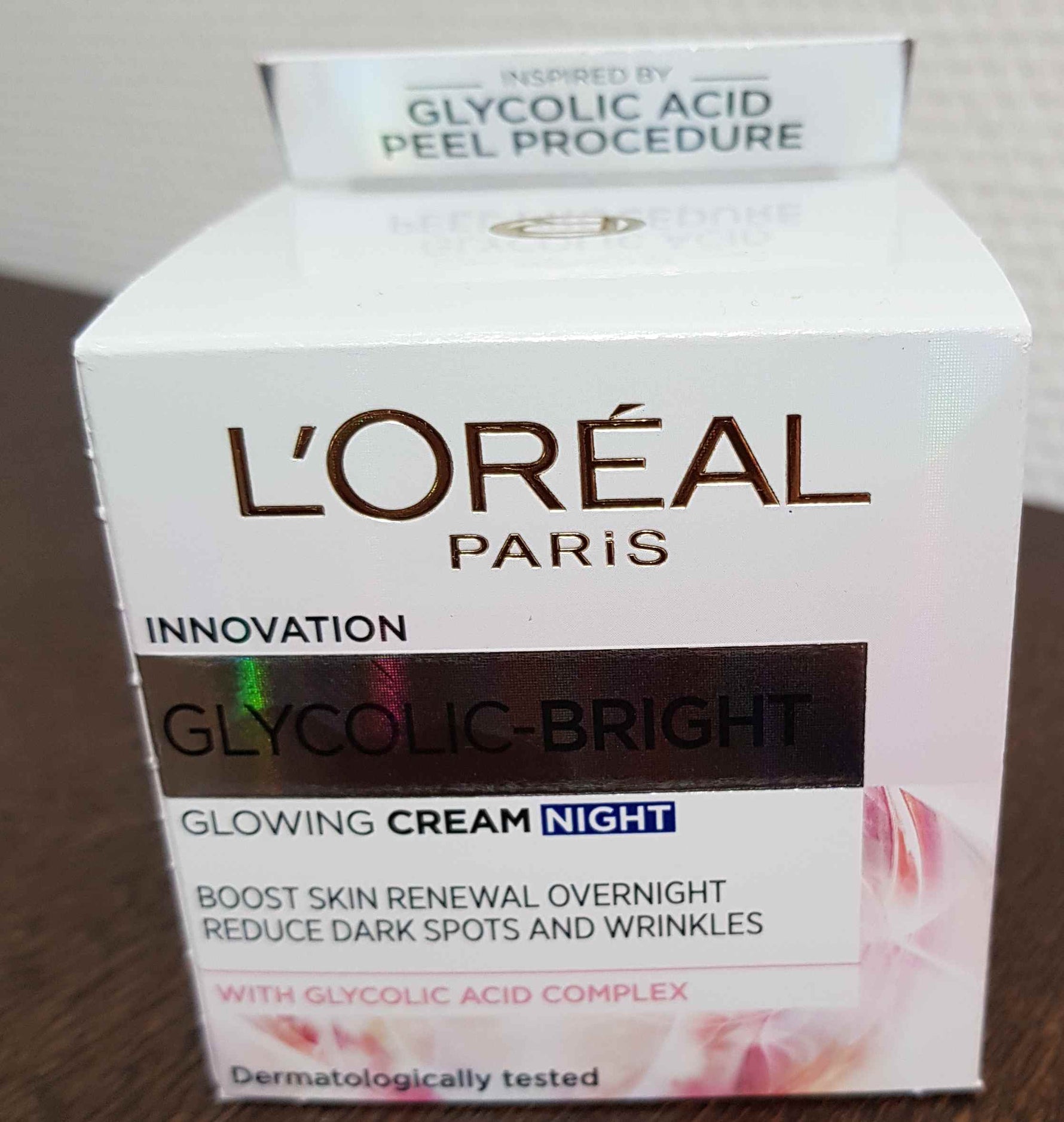 L'Oreal Paris Glycolic Bright Glowing Night Cream 50ml